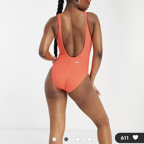 Nike Swimming logo swimsuit in red - Picture 3 of 9